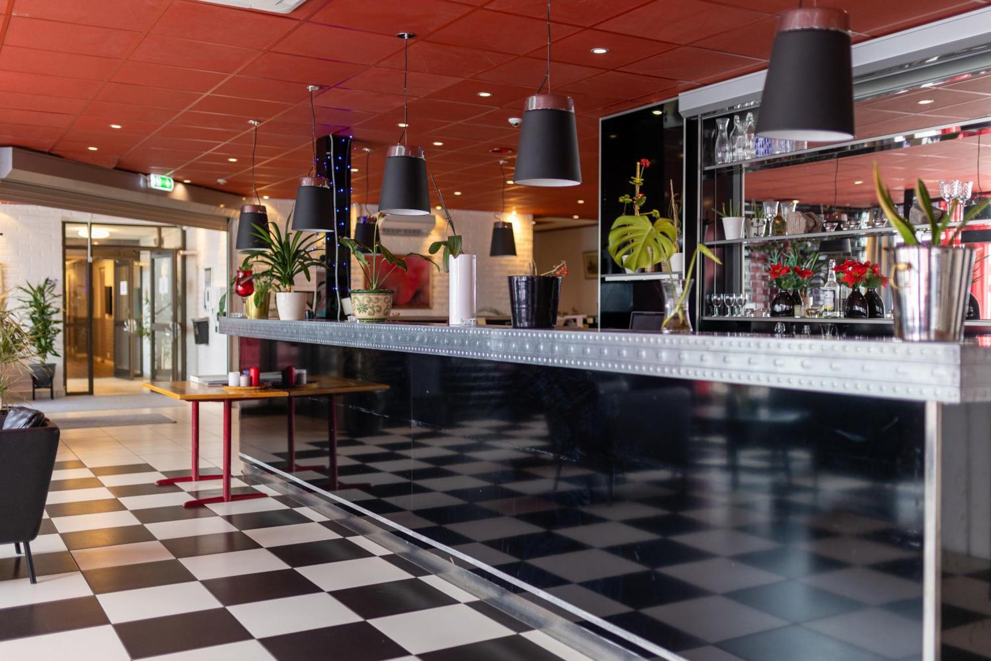 Halmstad Hotel Apartments Esterno foto